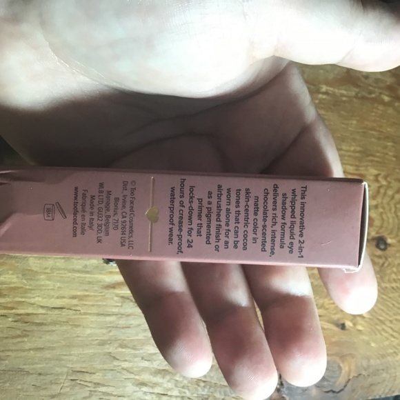Too faced melted chocolate eyeshadow stick - Picture 3 of 9